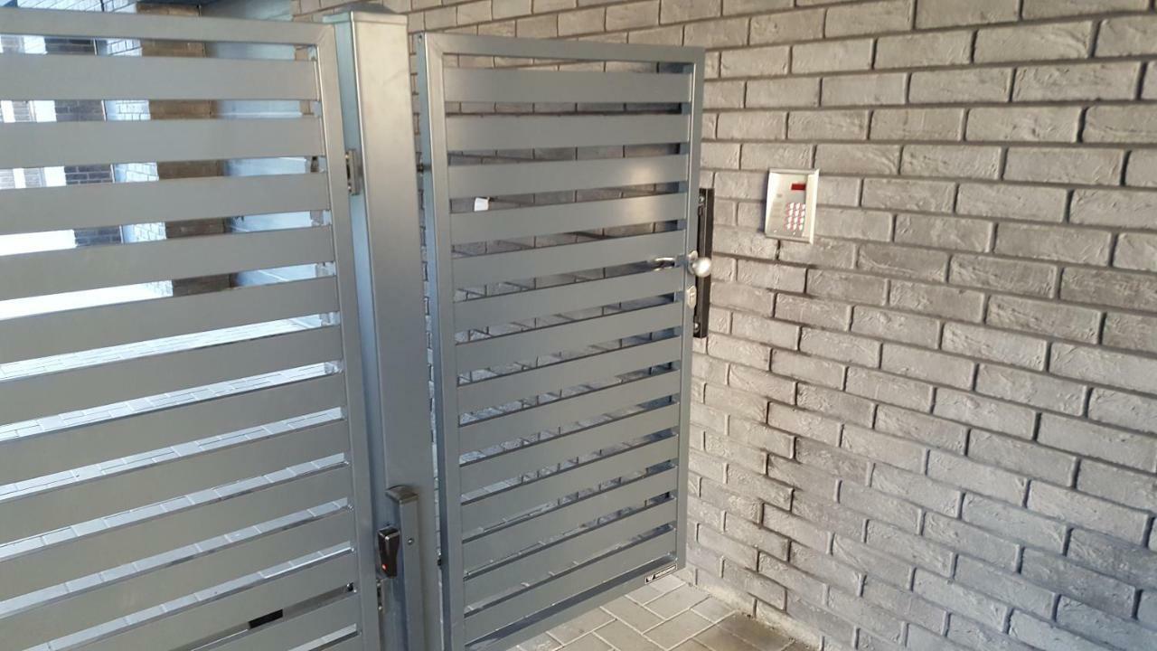 קולובז'ג Korab Apartments Jagiellonska מראה חיצוני תמונה